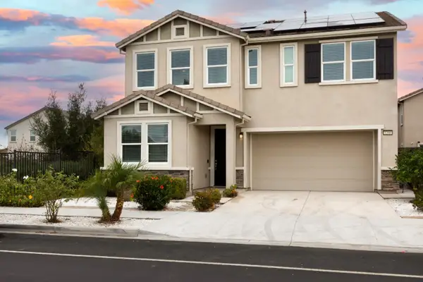 1260 Central Avenue, Hollister, CA 95023