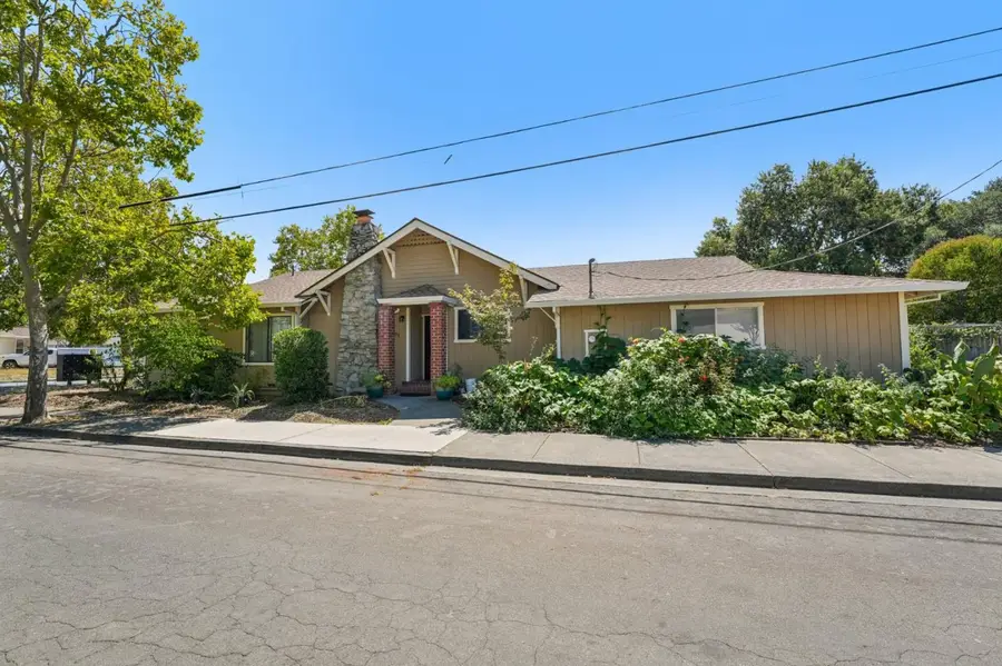 1001 Temple Avenue, Santa Rosa, CA 95404 - #2
