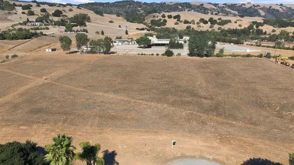Address Withheld By Seller, Gilroy, CA 95020