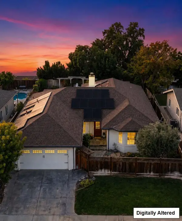 2045 Stanford Court, Los Banos, CA 93635