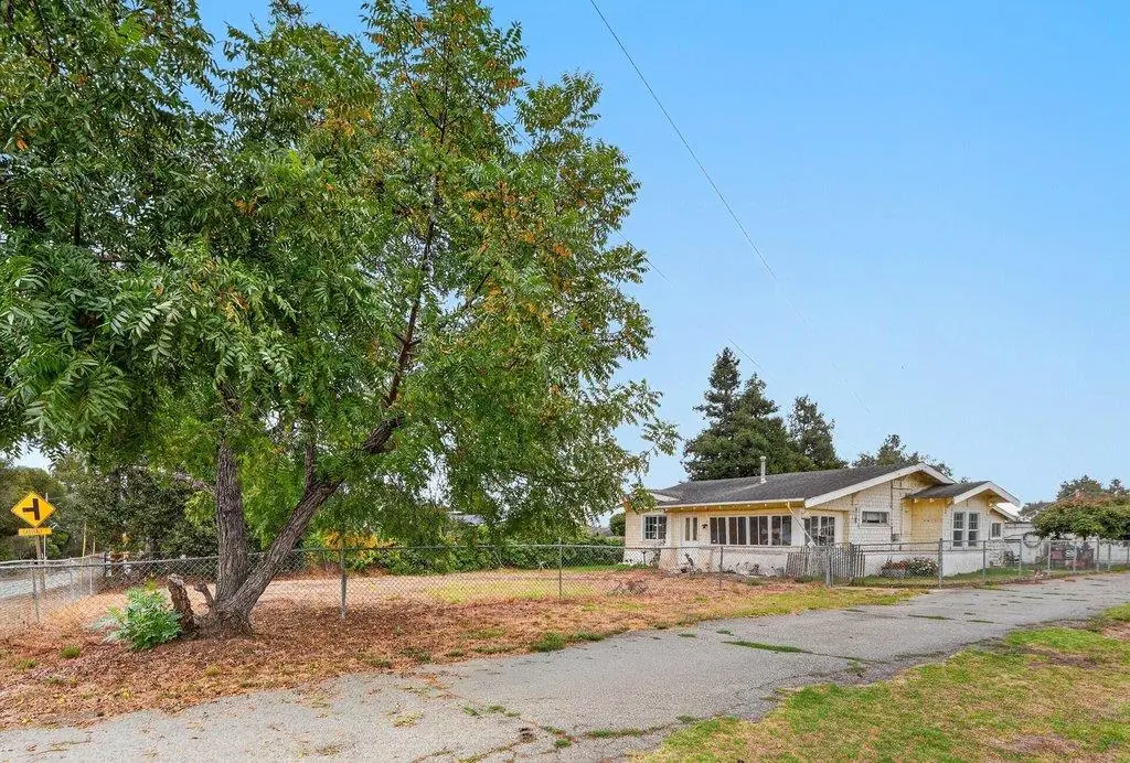 897 Green Valley Road, Watsonville, CA 95076 - #1