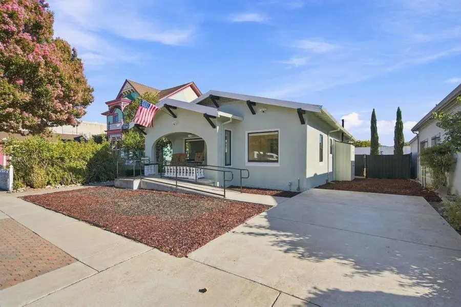 345 6th Street, Hollister, CA 95023 - #3