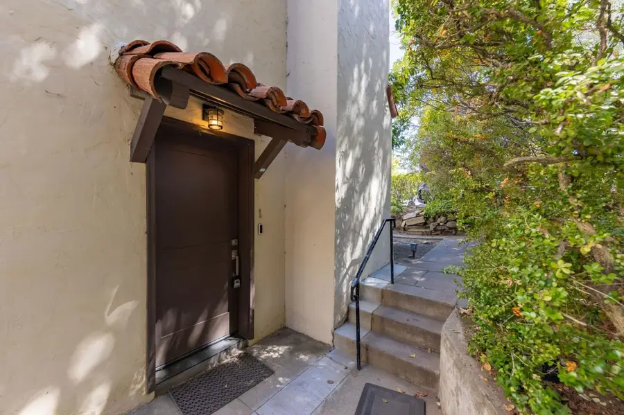 212 Eaton Road #1, San Mateo, CA 94402 - #2