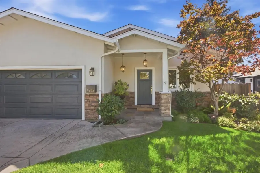3494 Hoover Street, Redwood City, CA 94063 - #2
