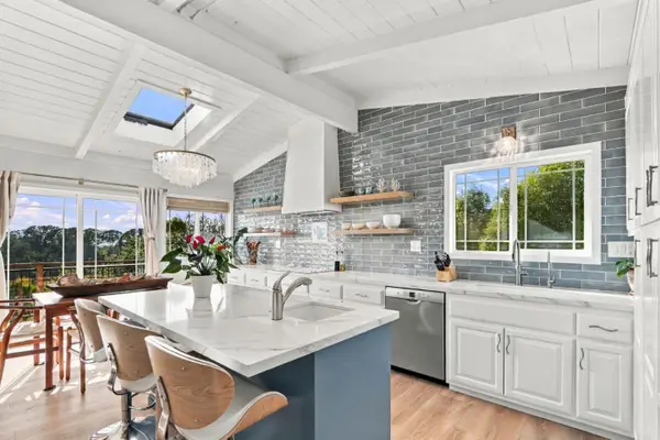 420 Vista Del Mar Drive, Aptos, CA 95003