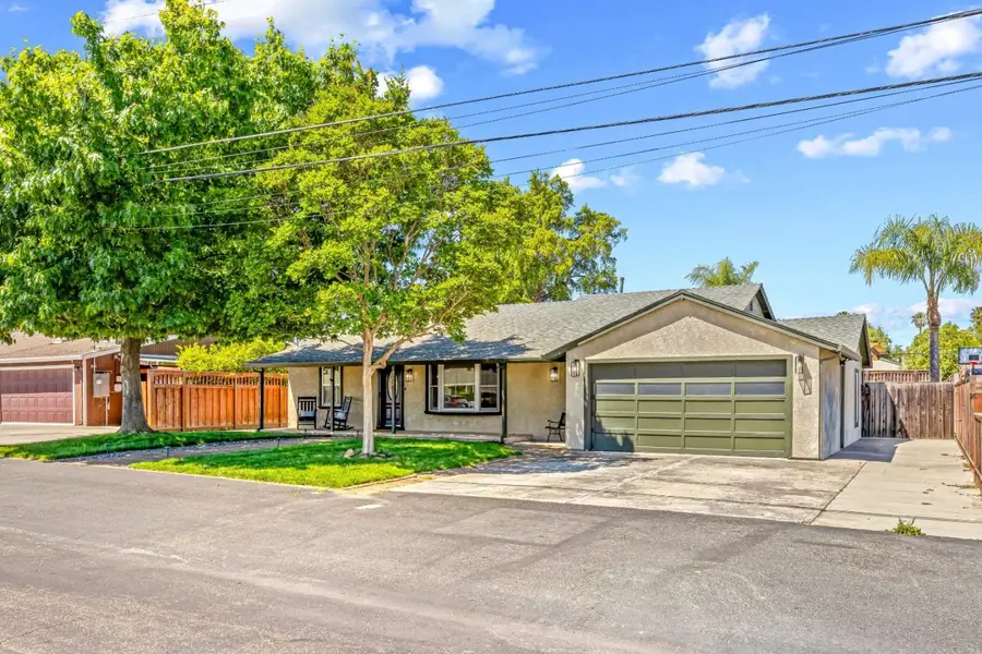 953 Kenneth Avenue, Campbell, CA 95008 - #2