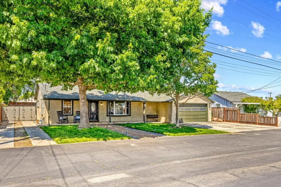 953 Kenneth Avenue, Campbell, CA 95008 - #3
