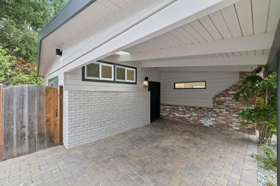 1555 Stanford Avenue, Palo Alto, CA 94306 - #2
