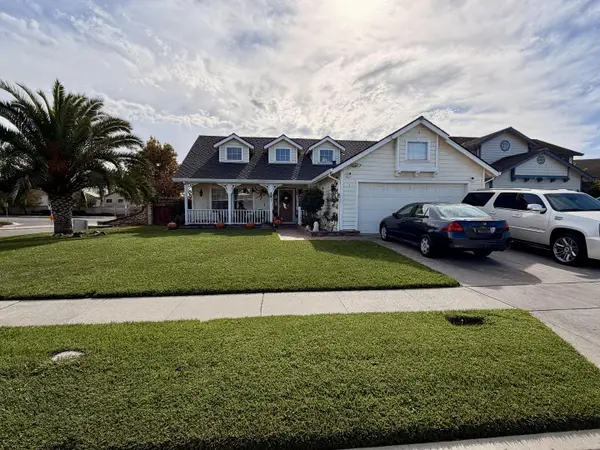 1 Beacon Hill Circle, Salinas, CA 93906