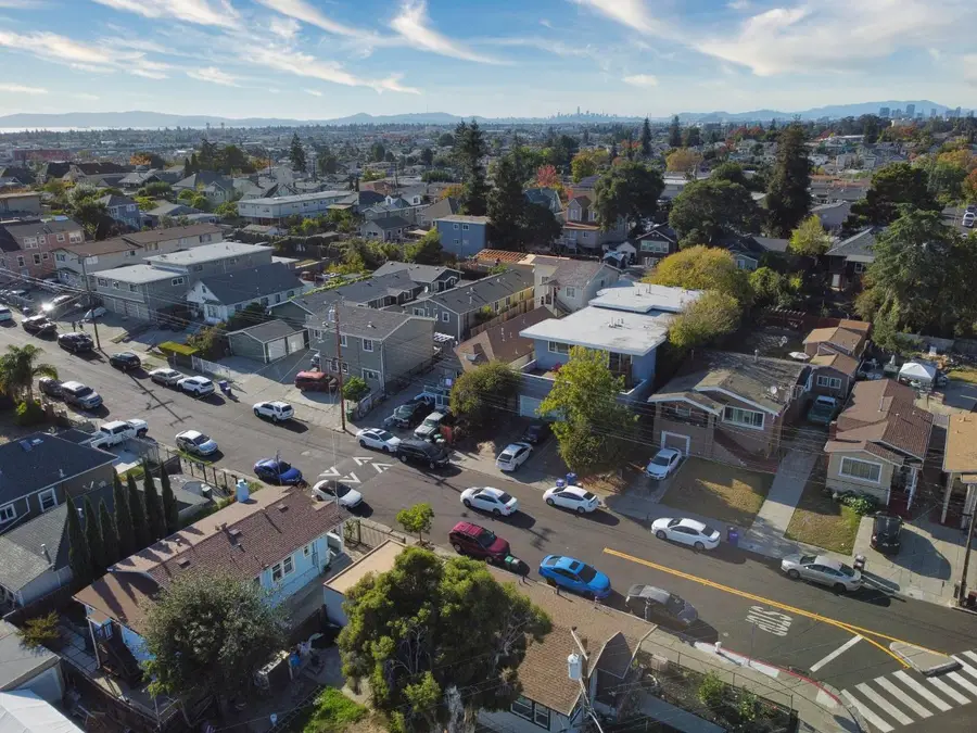 2261 48th Avenue, Oakland, CA 94601 - #3