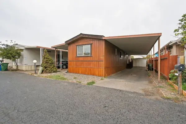 789 Green Valley Road #112, Watsonville, CA 95076