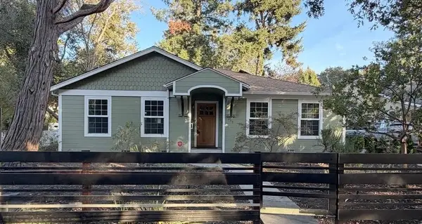 458 Central Avenue, Menlo Park, CA 94025