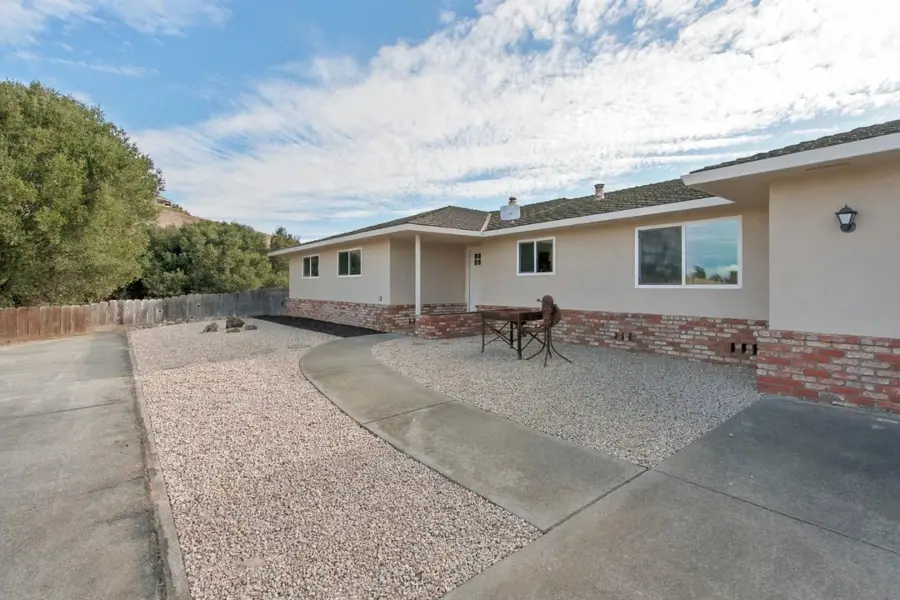 3171 Union Road, Hollister, CA 95023 - #2