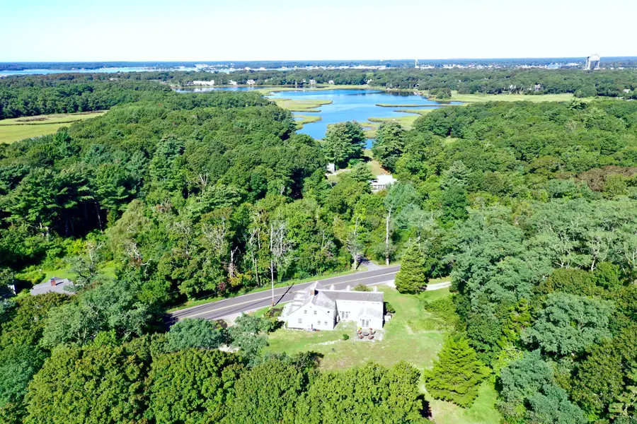 203 County Road, Buzzards Bay, MA 02532 - Image #2