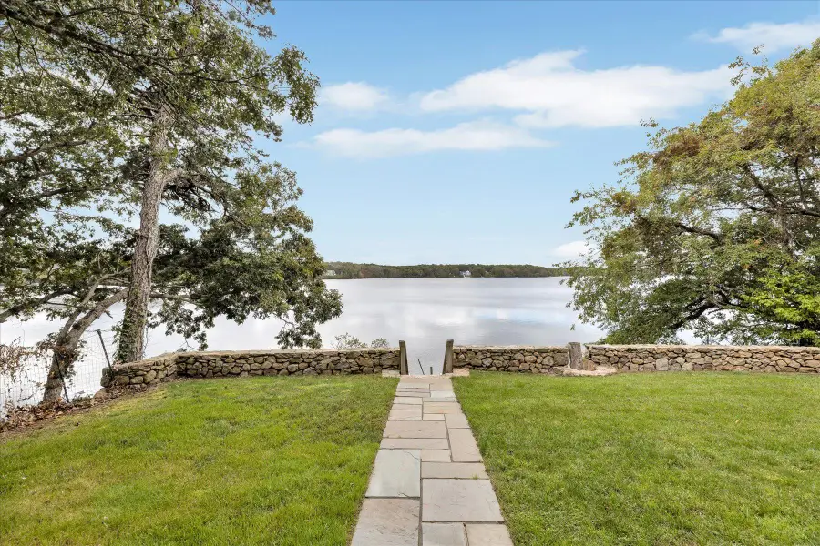 90 Lakewood Drive, Mashpee, MA 02649 - Image #3