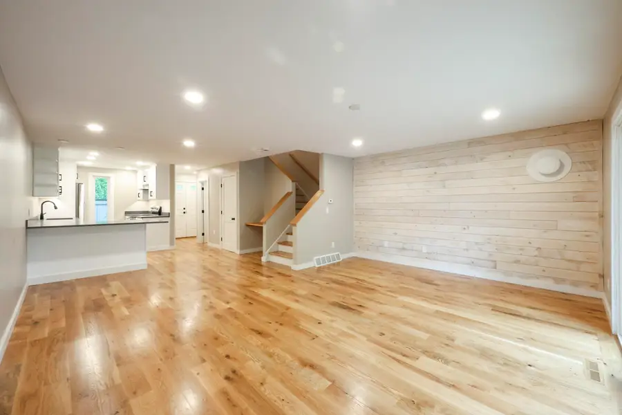 300 Buck Island Road, West Yarmouth, MA 02673 - Image #3