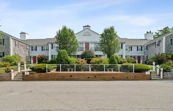 12 Hilltop Drive, Sandwich, MA 02563