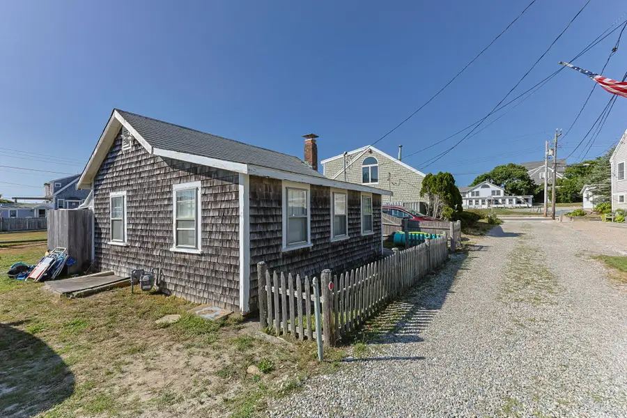 4 Spadoni Way, Dennis, MA 02638 - Image #3