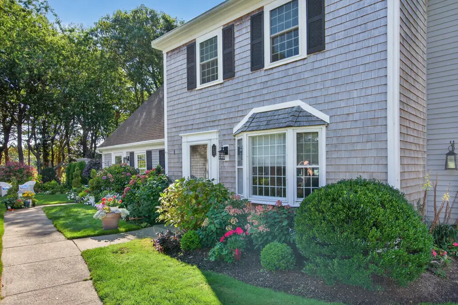 287 Ocean Street, Hyannis, MA 02601 - Image #2