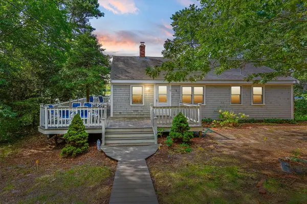 10 Alston Court, Eastham, MA 02642