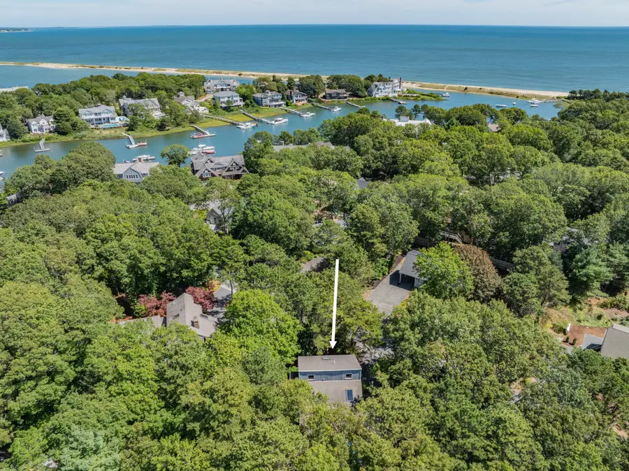 20 Holly Road, Mashpee, MA 02649 - Image #2