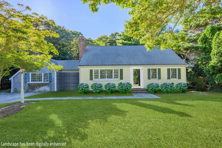 77 Robbins Street, Osterville, MA 02655 - #3