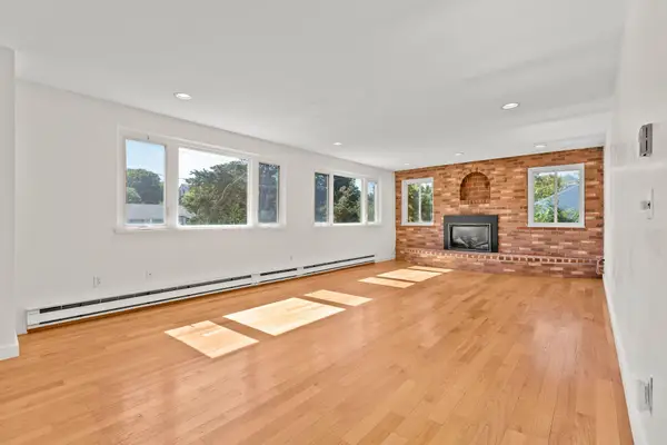 16 Off Conwell Street, Provincetown, MA 02657