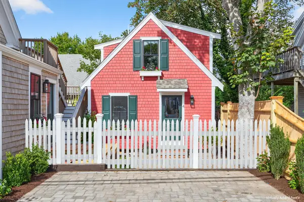 10 Bradford Street, Provincetown, MA 02657