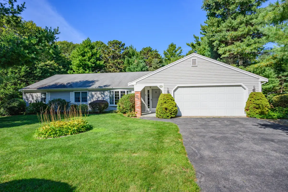 87 Foxglove Road, Centerville, MA 02632 - Image #1