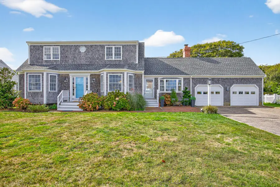 214 Menauhant Road, Falmouth, MA 02540 - Image #2