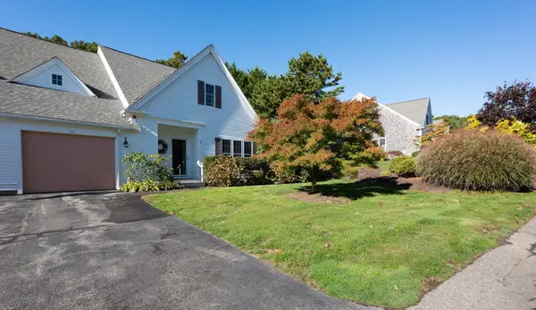 22 Stratford Ridge, Mashpee, MA 02649