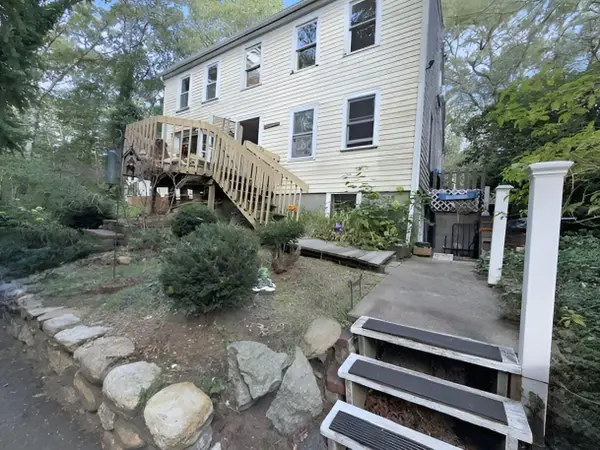 16 Long Pond Drive, Harwich, MA 02645