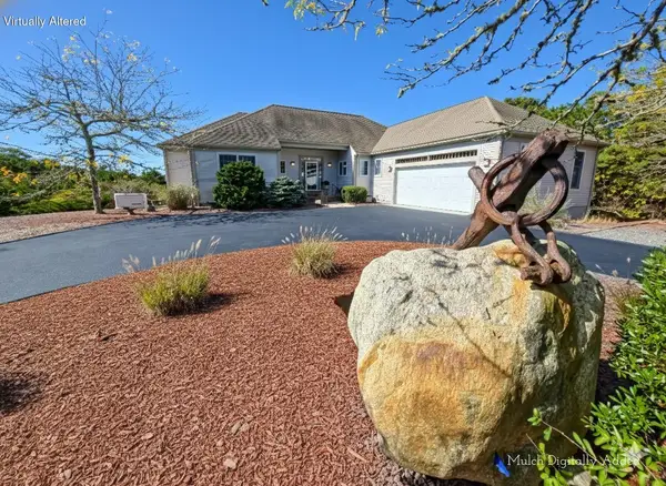 4 Mainstay Lane, Bourne, MA 02532