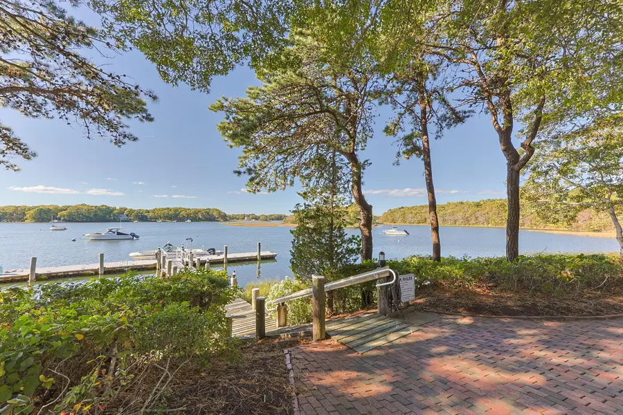 381 Great Oak Road, Mashpee, MA 02649 - Image #3