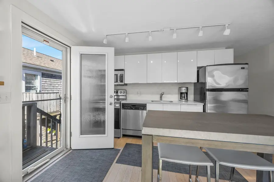 690 Commercial Street, Provincetown, MA 02657 - Image #2