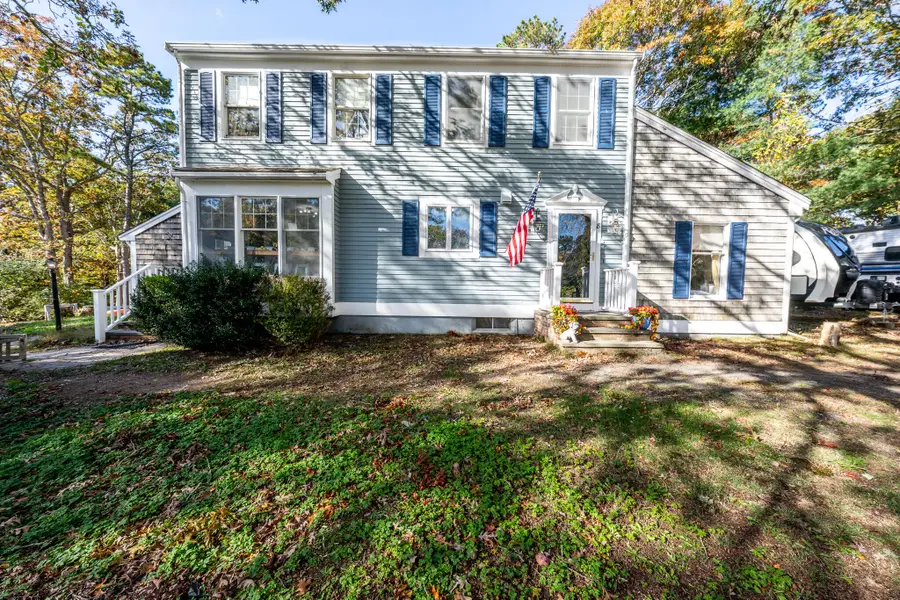 8 W Crossfield Road, Forestdale, MA 02644 - #2