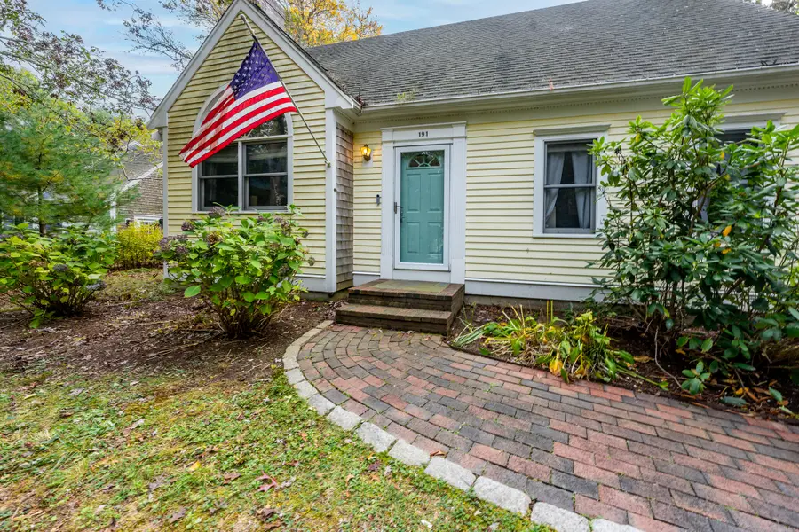 191 James Circle, Mashpee, MA 02649 - Image #2