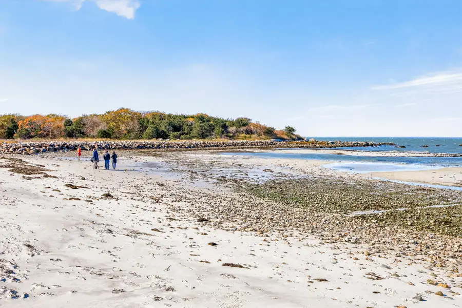 7 Pilgrim Path, West Falmouth, MA 02540 - Image #2