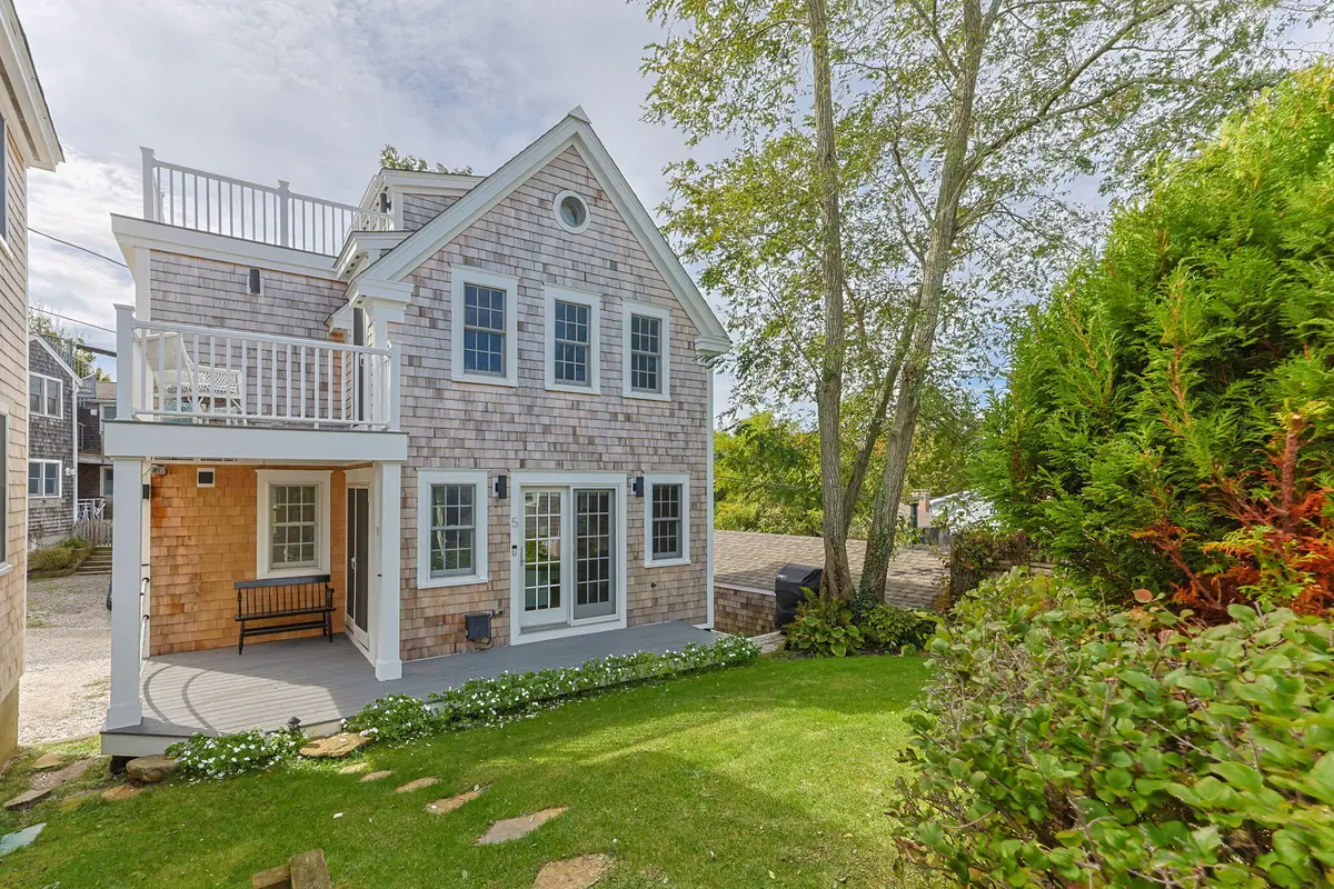26 Pleasant Street, Provincetown, MA 02657 - Image #1