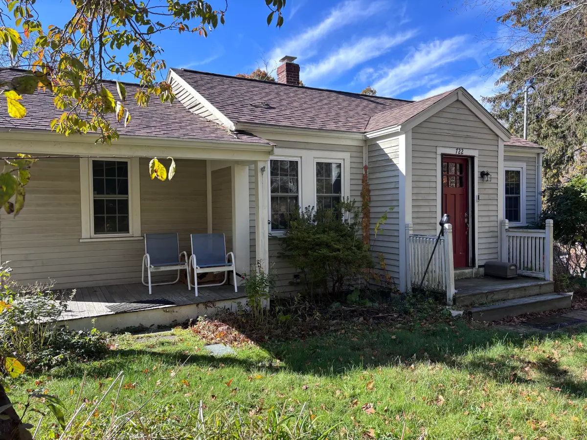 722 Main Street, Wareham, MA 02571 - Image #1