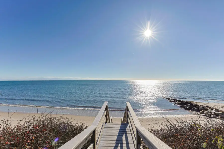 8 Wyndemere Bluffs Road, Harwich Port, MA 02646 - Image #3