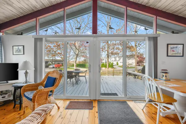 1 Cuttysark Road, Teaticket, MA 02536