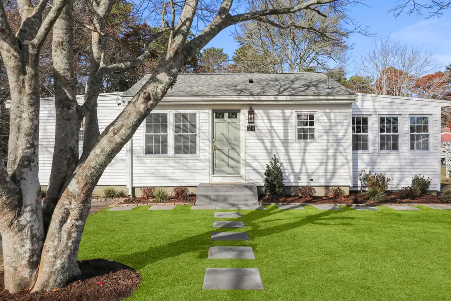21 Weston Avenue, Wareham, MA 02571 - Image #2