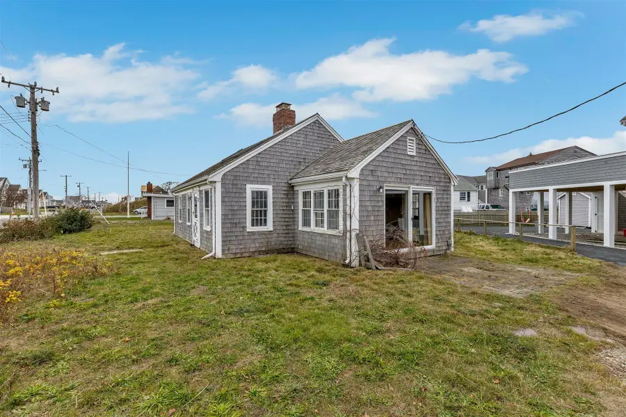 2 Freeman Avenue, Sandwich, MA 02563 - #3