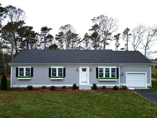 83 Airline Road, East Dennis, MA 02641