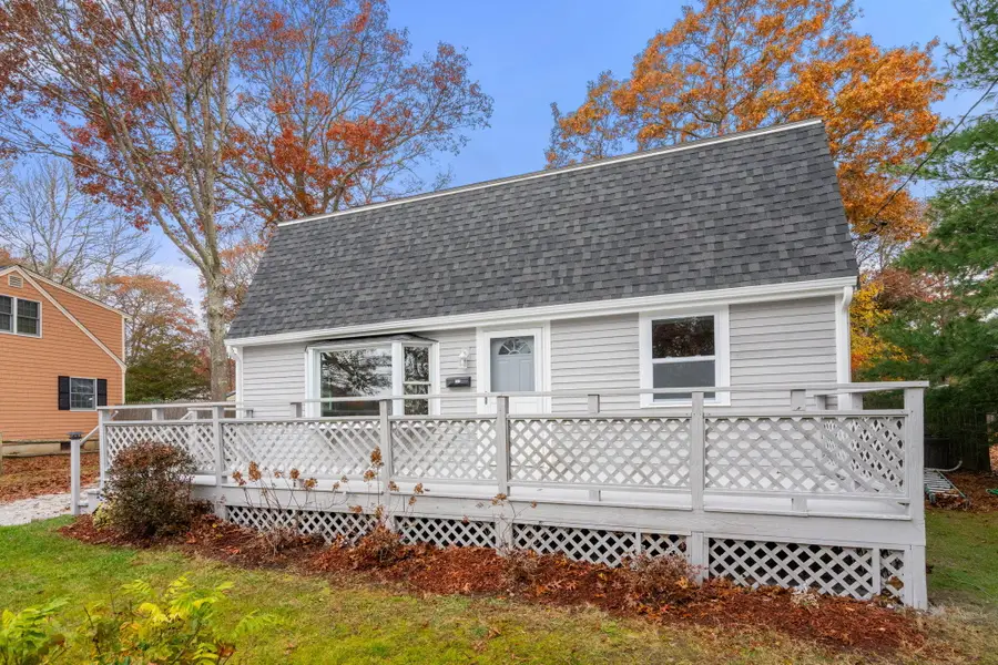 130 Old Barnstable Road, Teaticket, MA 02536 - Image #2
