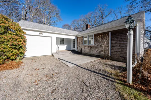 54 Murphy Road, Hyannis, MA 02601