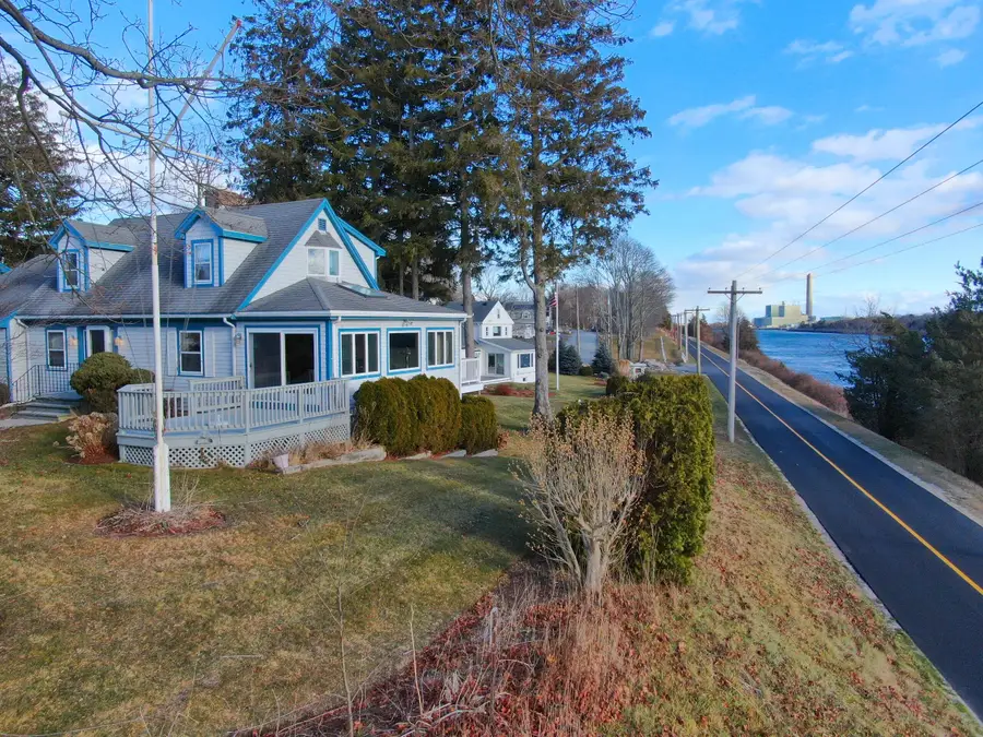 18 Gibbs Road, Sagamore Beach, MA 02562 - Image #2