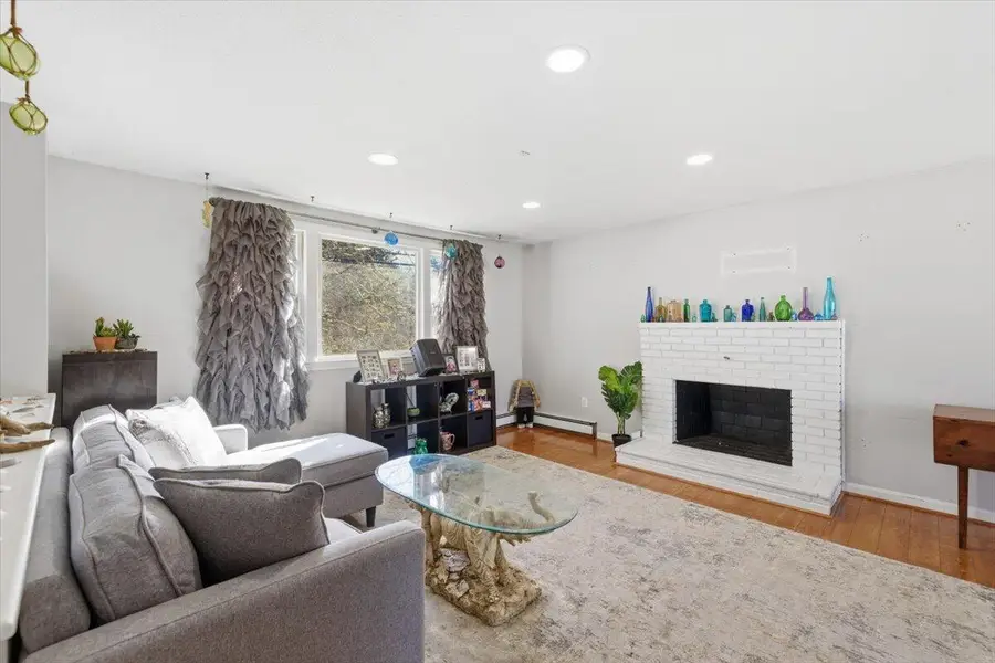 279 Seacoast Shores Boulevard, Teaticket, MA 02536 - Image #3