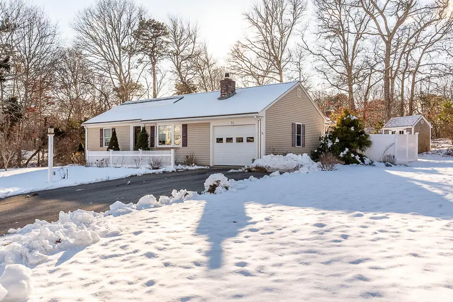 21 Spinning Brook Road, South Yarmouth, MA 02664 - #3